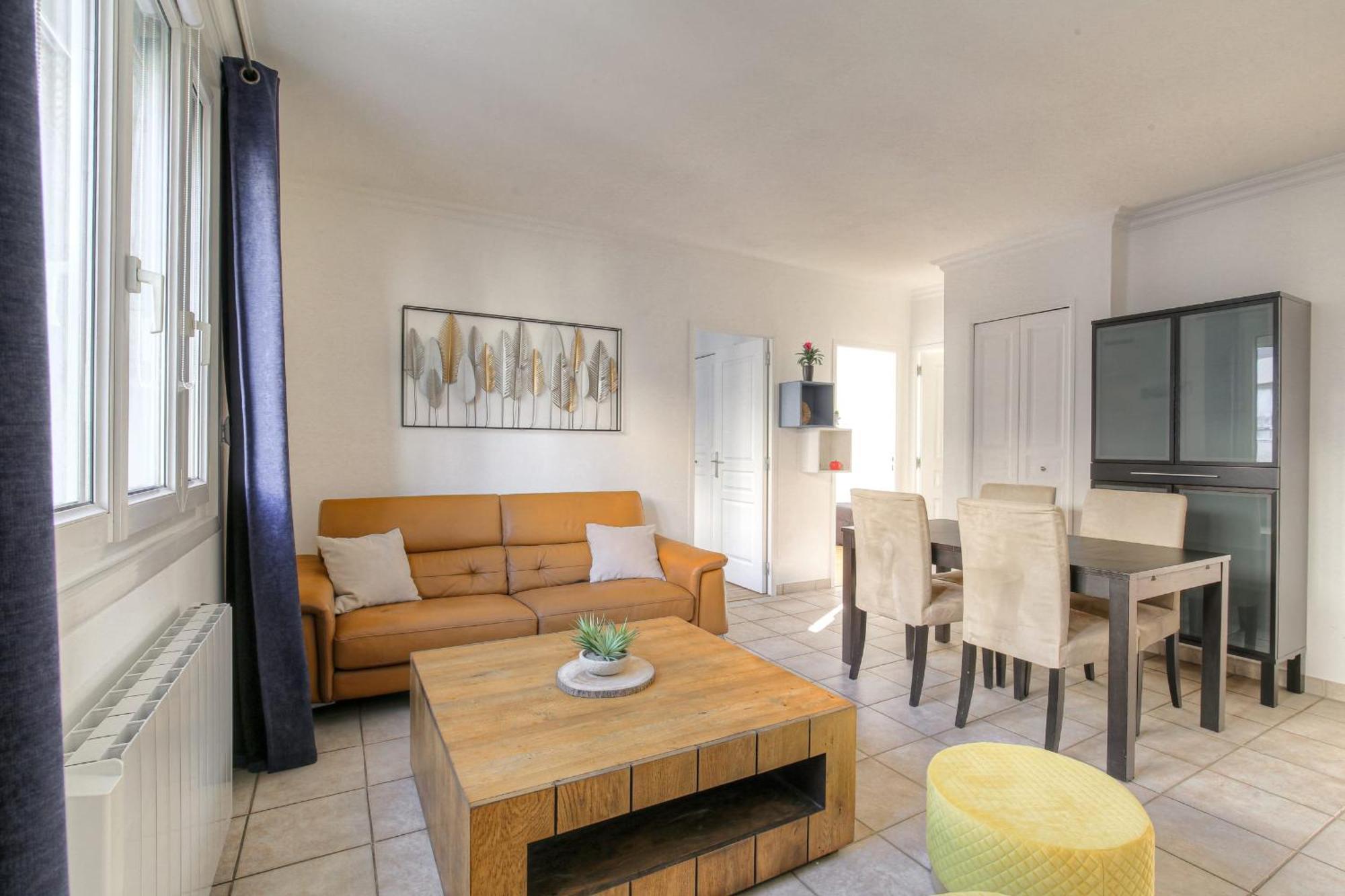 Le Spacieux Ideal Sejour Pro Ou Week-End Famille Vénissieux Exterior foto